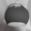Lustra tip pendul cu abajur sferic alb-negru